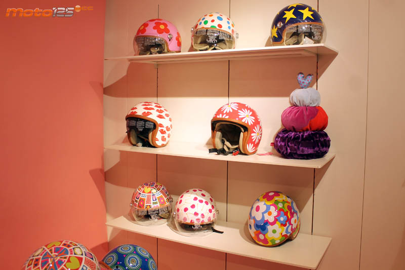 Nueva gama de cascos LEM Agatha Ruiz de la Prada - Moto125 Nueva gama de cascos LEM Agatha Ruiz de la Prada - Moto125