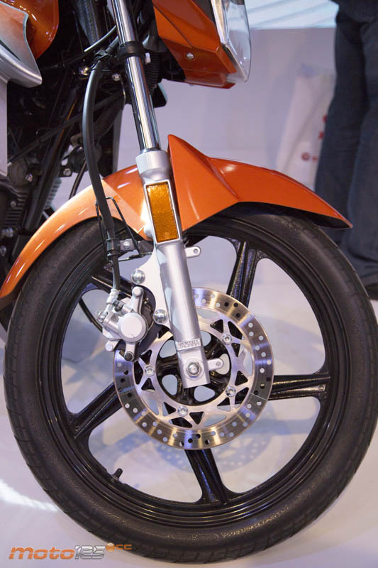 Novedades 2015 - CimaMotor - Yamaha YX 125 - Moto125