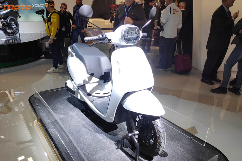 EICMA19 - Benelli Panarea EV