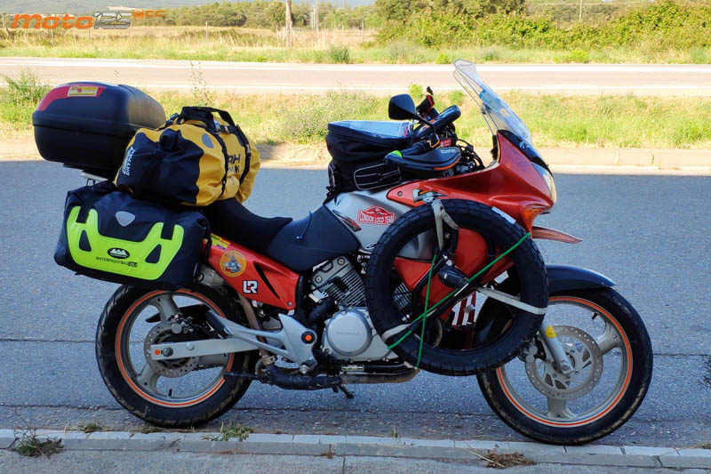 Mongol Rally - Pedro Esteban - Honda Varadero 125