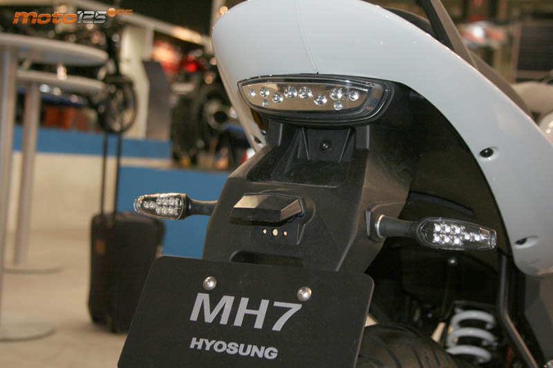 Hyosung MH7
