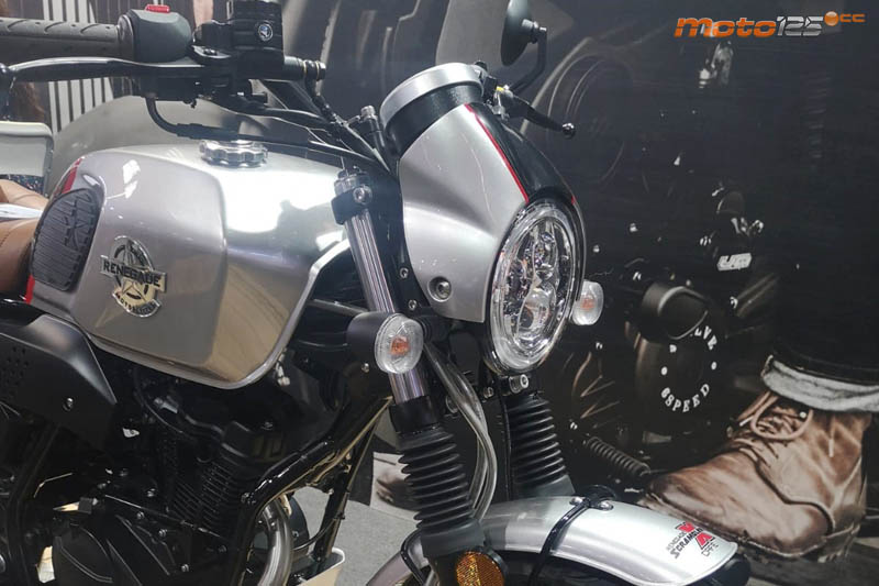 Vive La Moto 2019 Barcelona - UM ScramblerXCafé 125