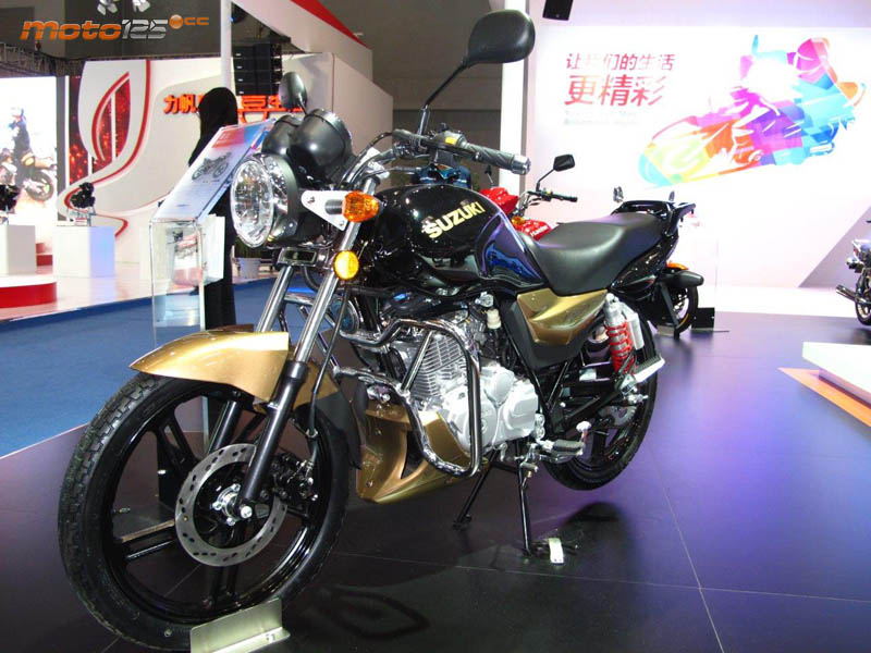 Suzuki EN