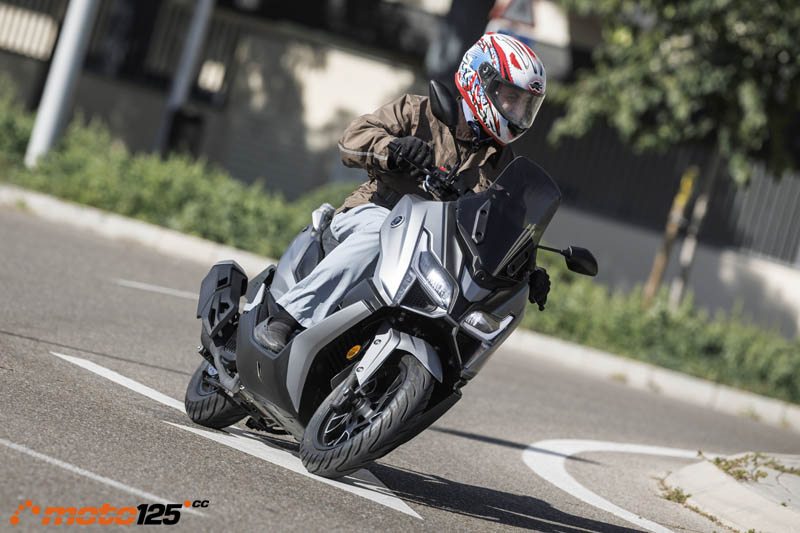 Voge SR1 125