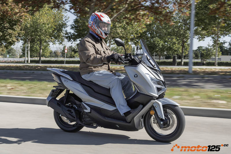 Voge SR1 125