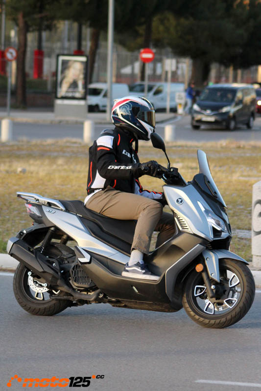 Voge SR1 125
