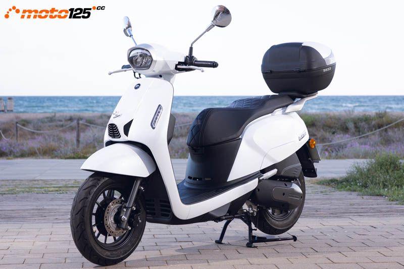 QJ Motor LTR 125