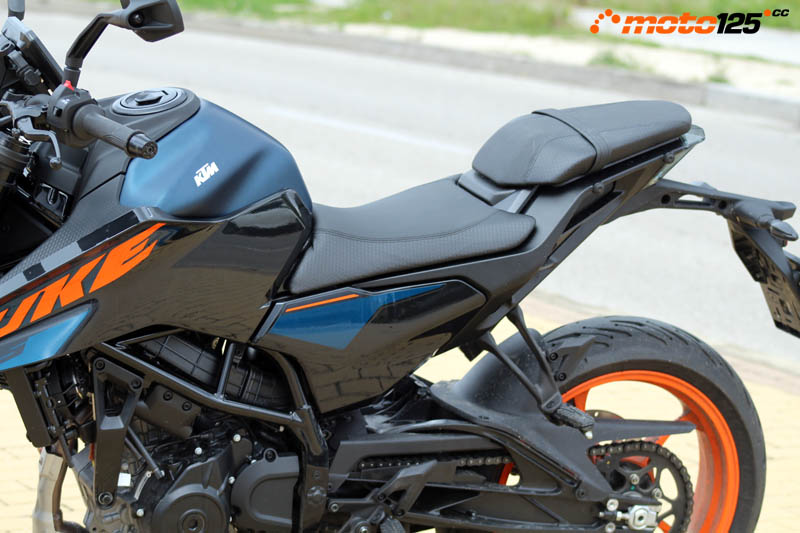 KTM Duke 125 2024