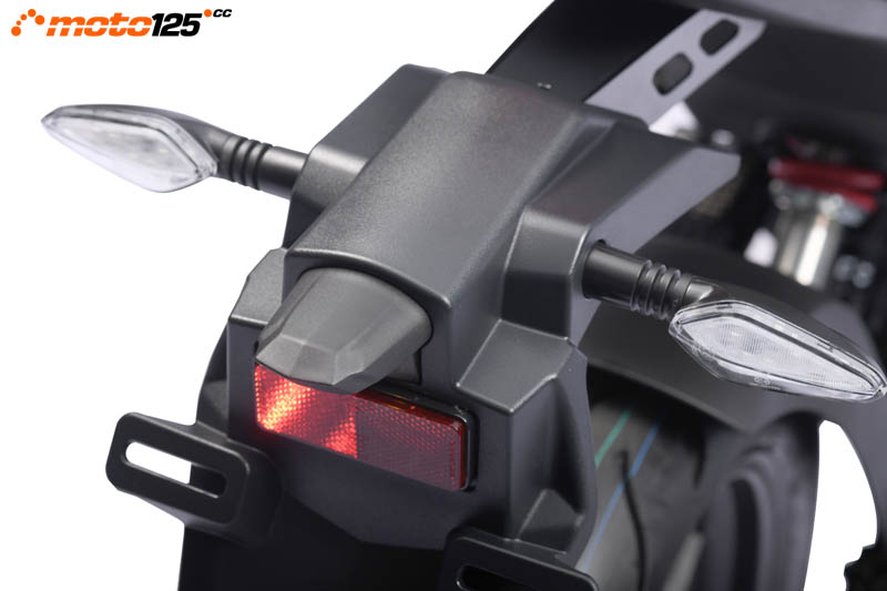 Cyclone RX1 125 y Battlo 125