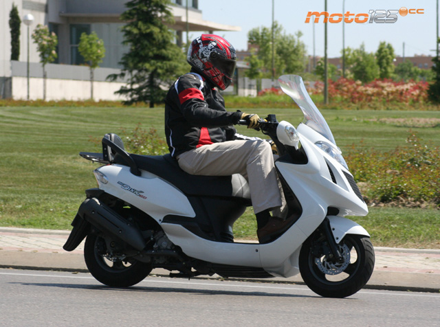 Kymco Grand Dink 125