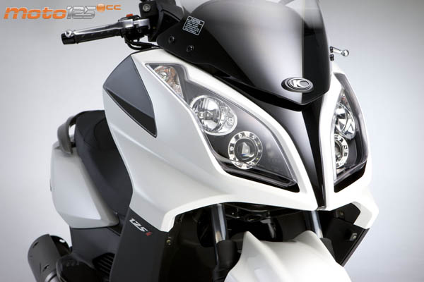 Kymco SuperDink 125i - Elegido para la gloria - Moto125