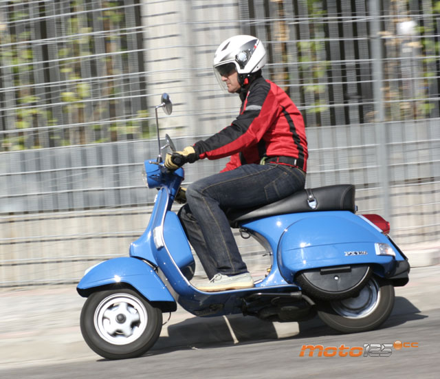 Vespa PX 125 - La historia interminable - Moto125