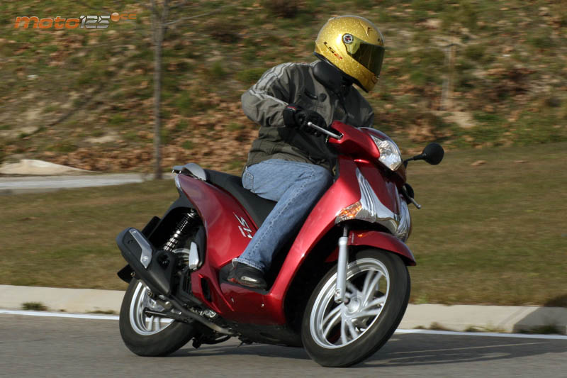 Honda SH Scoopy ABS