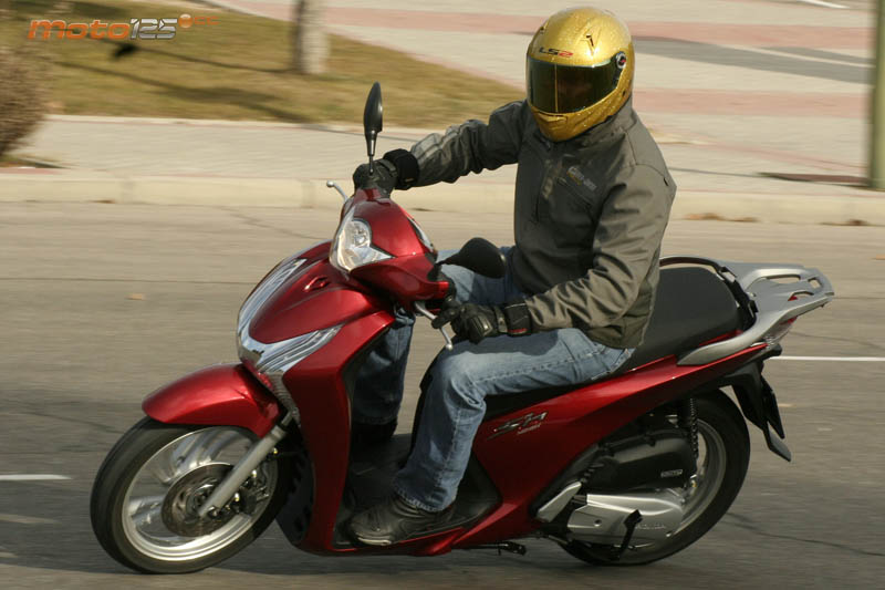 Honda SH Scoopy ABS