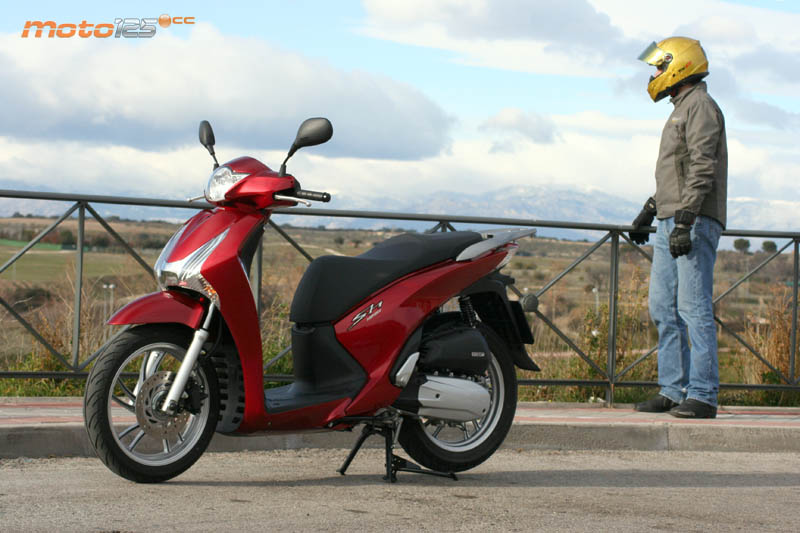 Honda SH Scoopy ABS