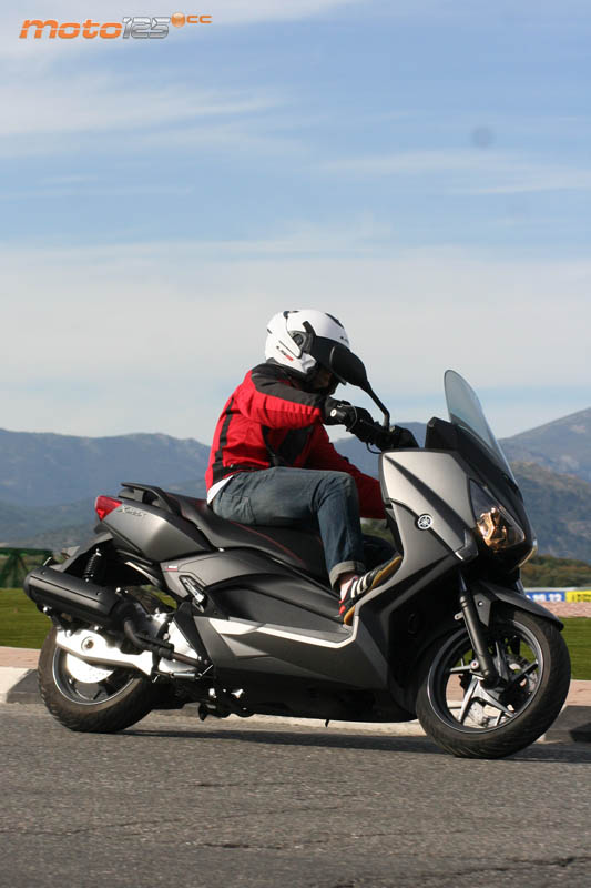 Yamaha X-Max '14