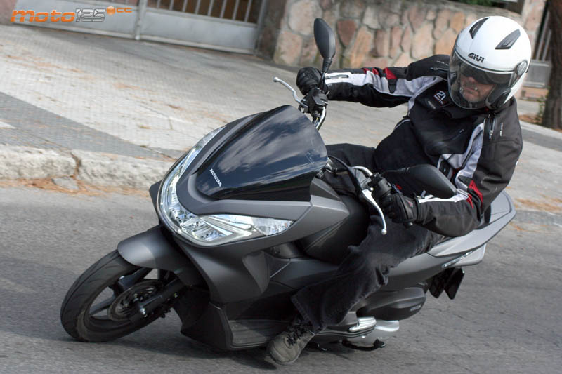 Tormento Novedad pedir disculpas Honda PCX 125 '14 - ¡Adelante GadgetoScooter! - Moto125