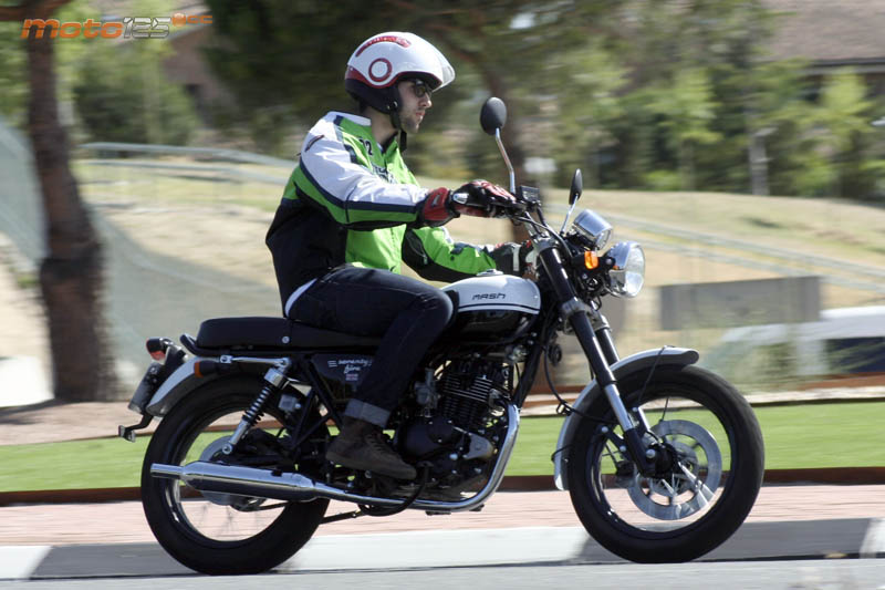 Mash Seventy Five Vintage 125 Va de retro Moto125