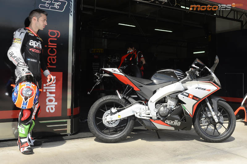 Aprilia RS4 Replica