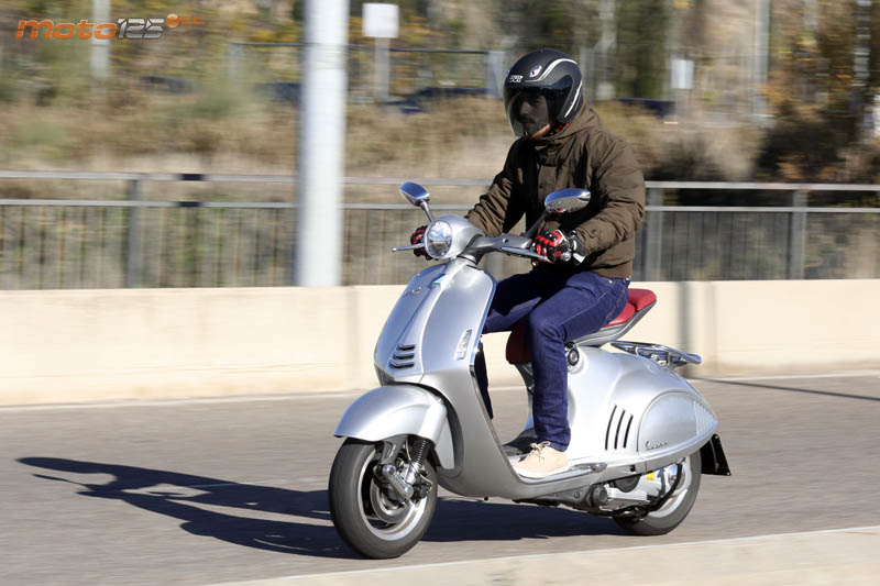 Vespa 946 125 Bellisima