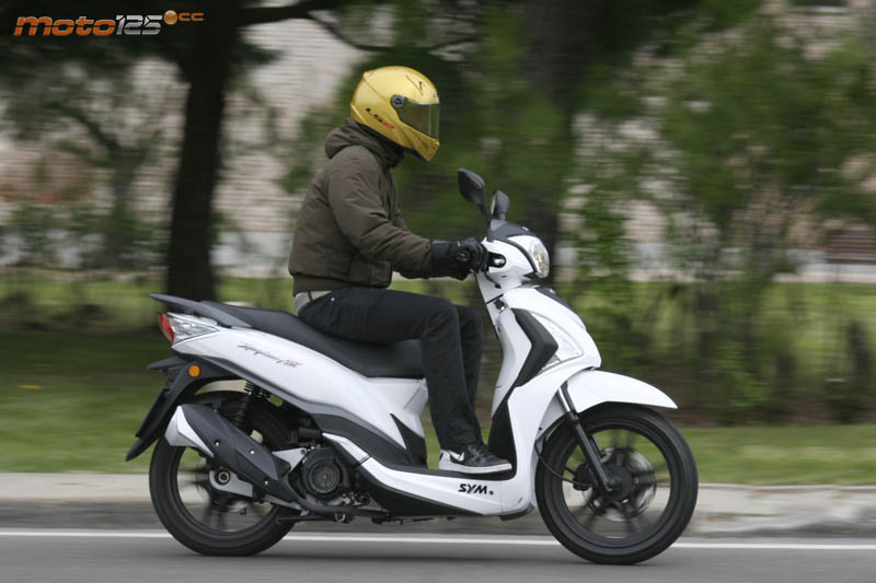 Sym Symphony ST 125