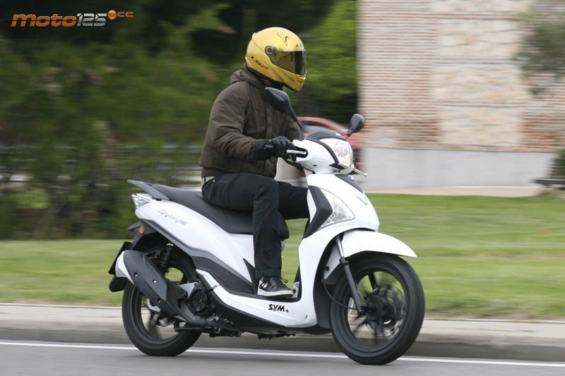 Sym Symphony ST 125