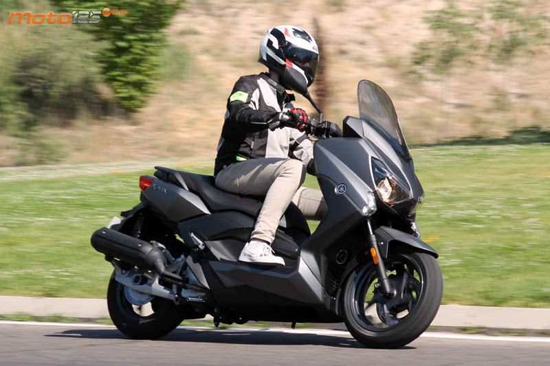 Yamaha X-Max 125 '17 E4