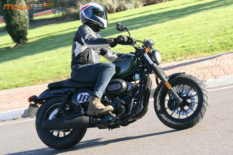 Hyosung GV Aquila 125 S