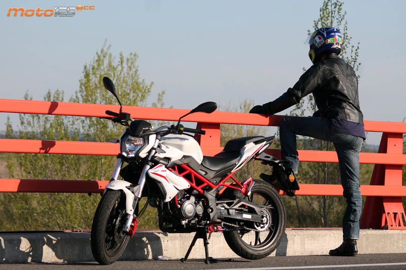 Benelli BN 125
