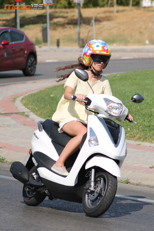 Yamaha D'elight 125