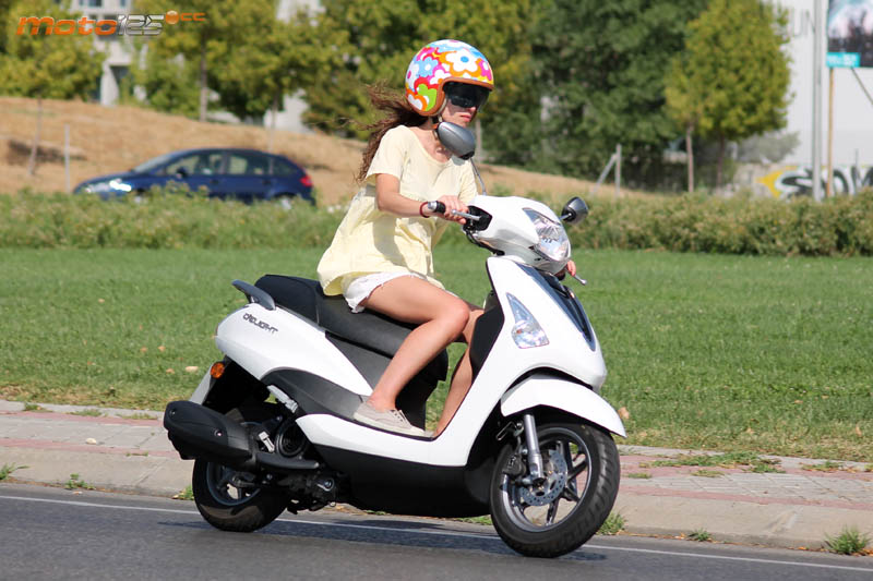 Yamaha D'elight 125