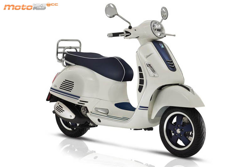 Vespa GTS 125 Yacht Club