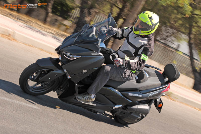 Yamaha X-Max 125 Iron Max