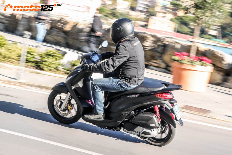 Comparativa Honda SH Piaggio Medley 2020