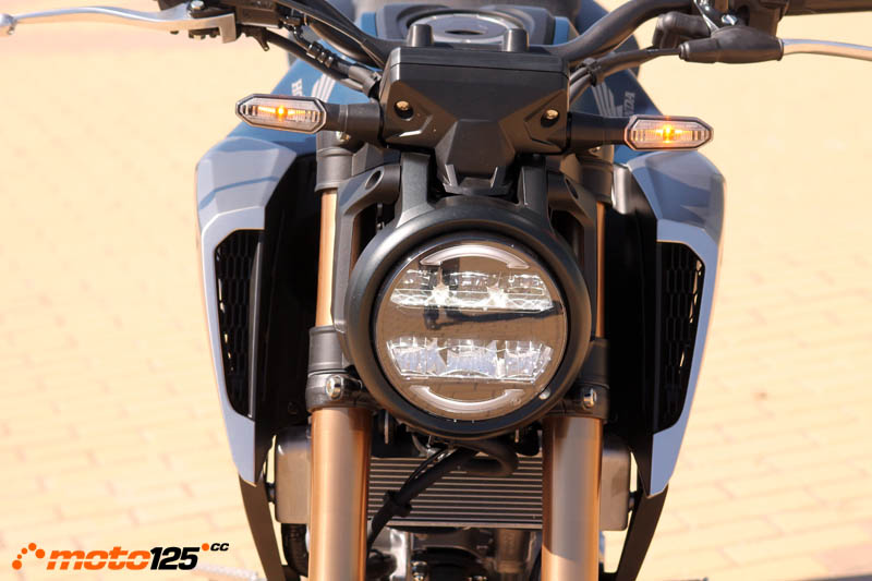 Honda CB125R 2022