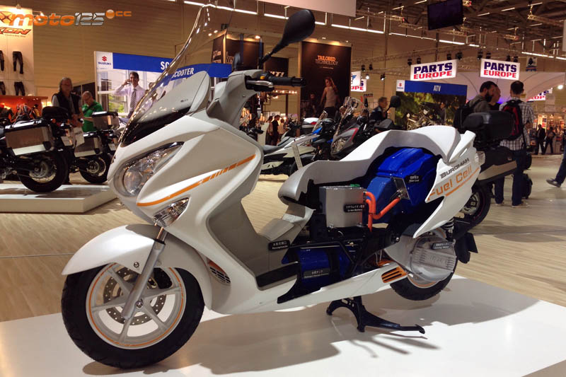 Suzuki Burgman Fuel Cell