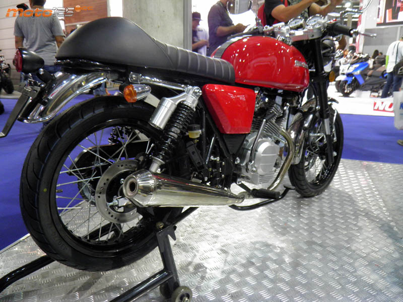 Macbor Café Racer 125