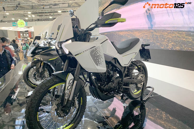 Benelli BKX 125 S